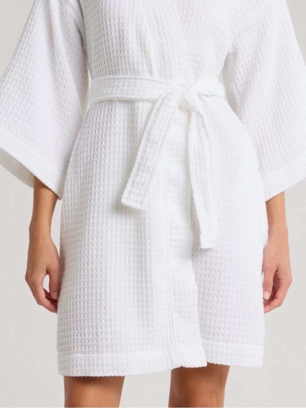Women’s Nordstrom White Waffle Knit Robe